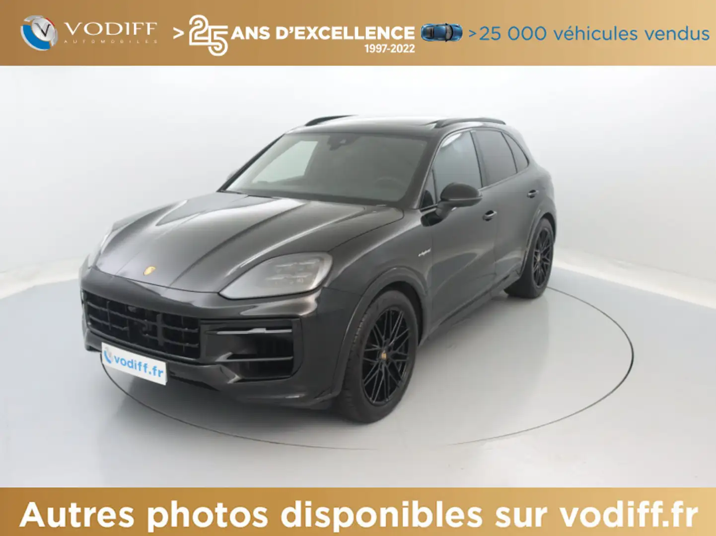 Porsche Cayenne E-HYBRID 470 CV Negro - 1