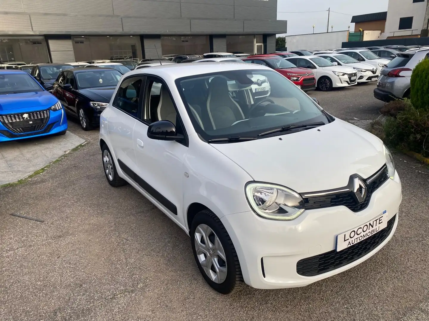 Renault Twingo 0.9 tce Intens 95cv Weiß - 1