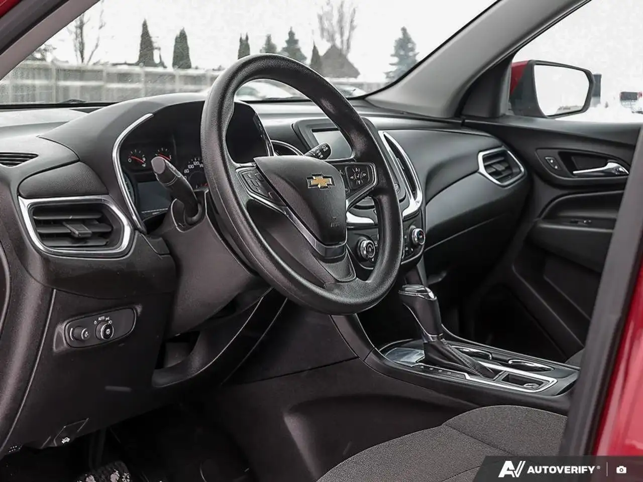 Chevrolet Equinox снимка Chevrolet Equinox
