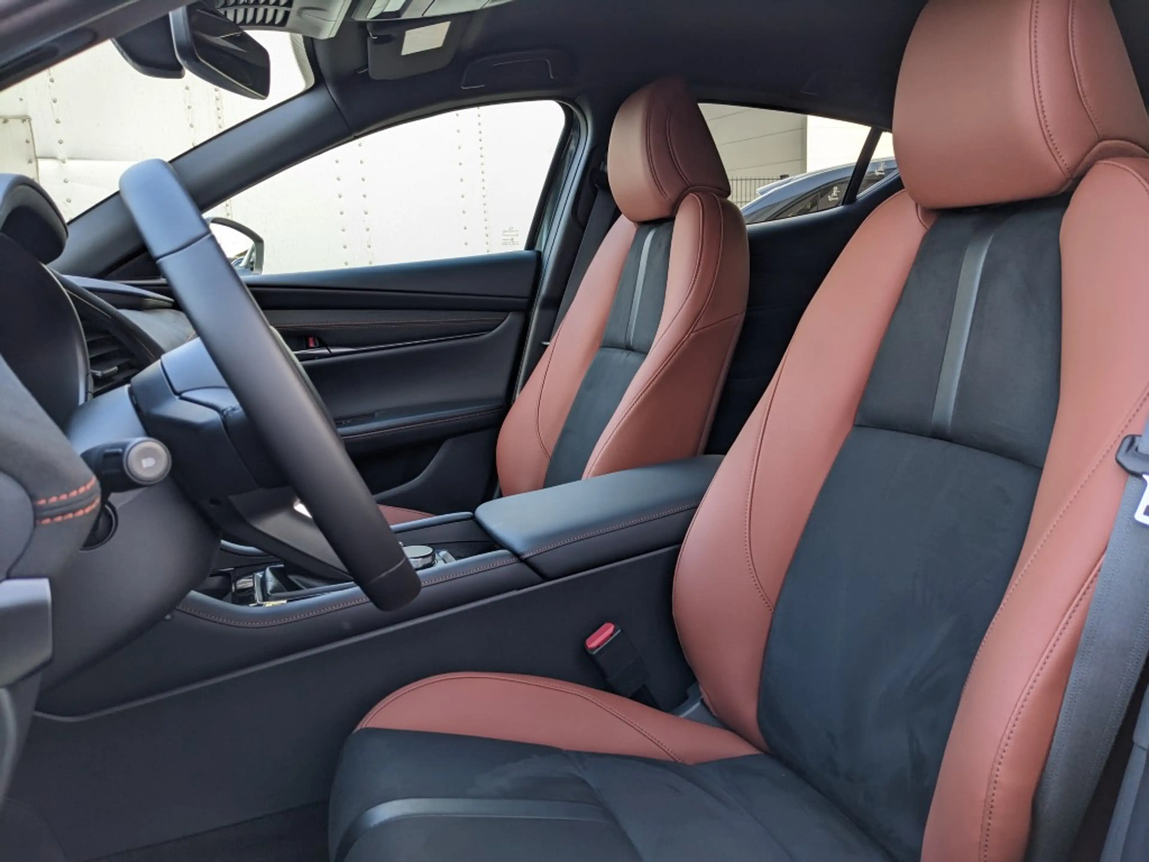 Mazda 3 5-Türer 2.5l (140PS) Nagisa Teilleder Bose Navi 20 — photo 6