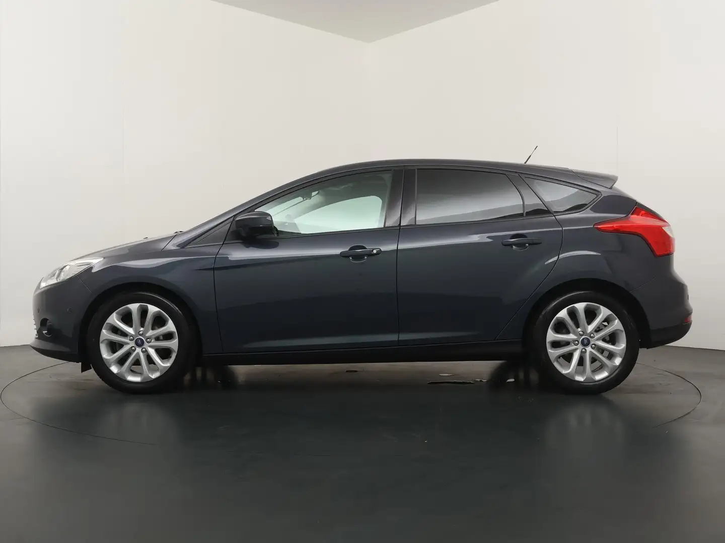 Ford Focus 1.0 EcoBoost Trend Navigatie - Airconditioning - C Gris - 2