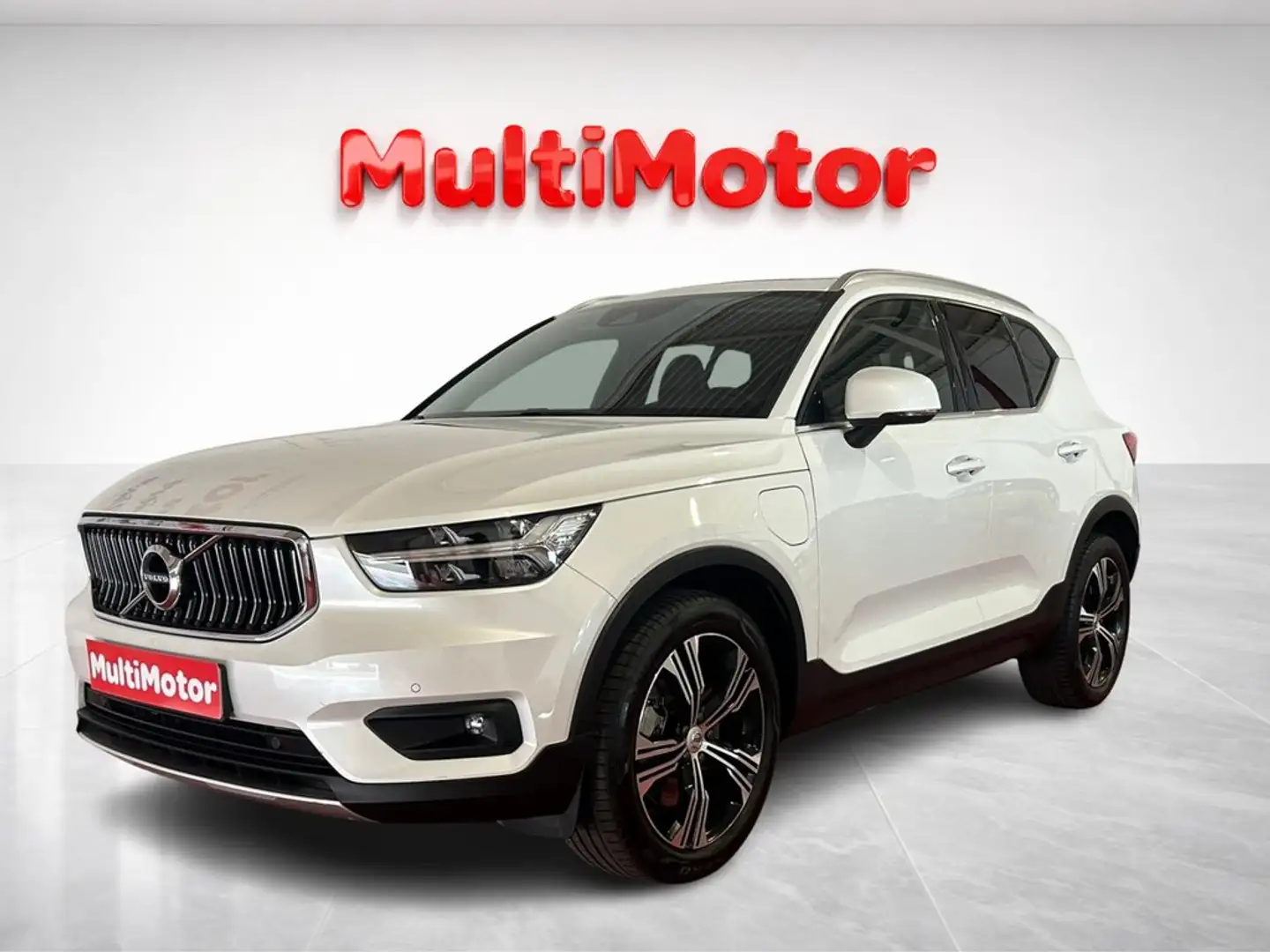 Volvo XC40 1.5 T4 Twin Recharge Core Auto Blanco - 1
