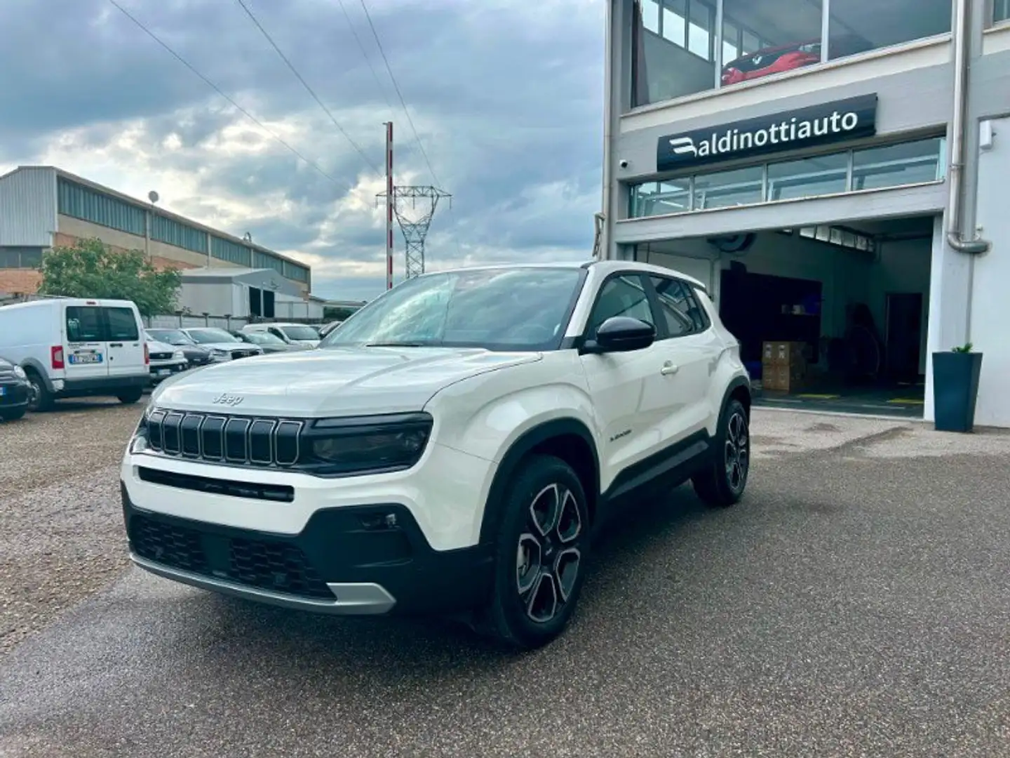 Jeep Avenger Avenger 1.2 Turbo 100 CV Summit Blanc - 1