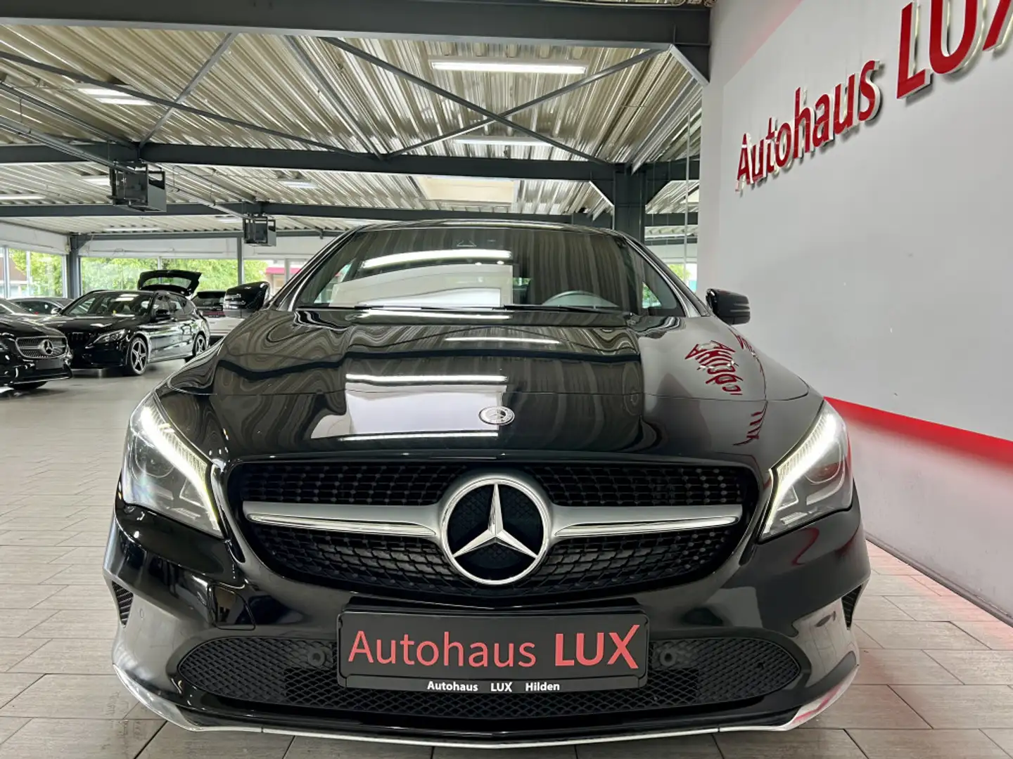 Mercedes-Benz CLA 200 AUTOMATIK KEYLESS R-KAM LED 2HAND 107TKM Nero - 2