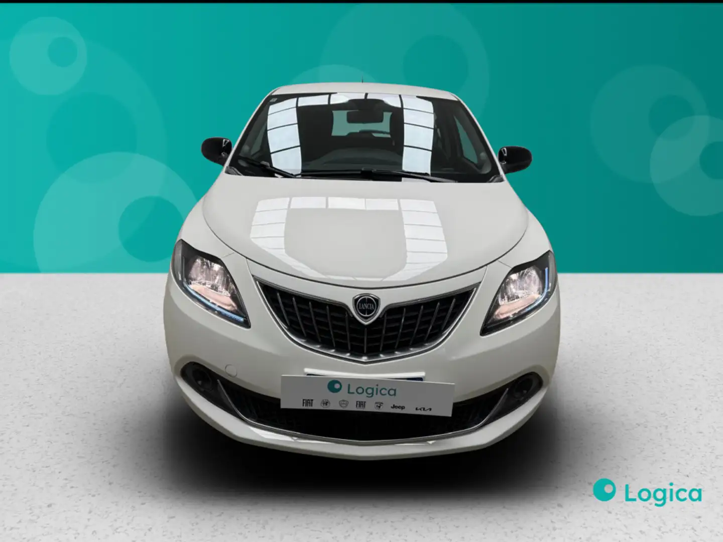 Lancia Ypsilon 1.0 FireFly Hybrid Silver Blanco - 2