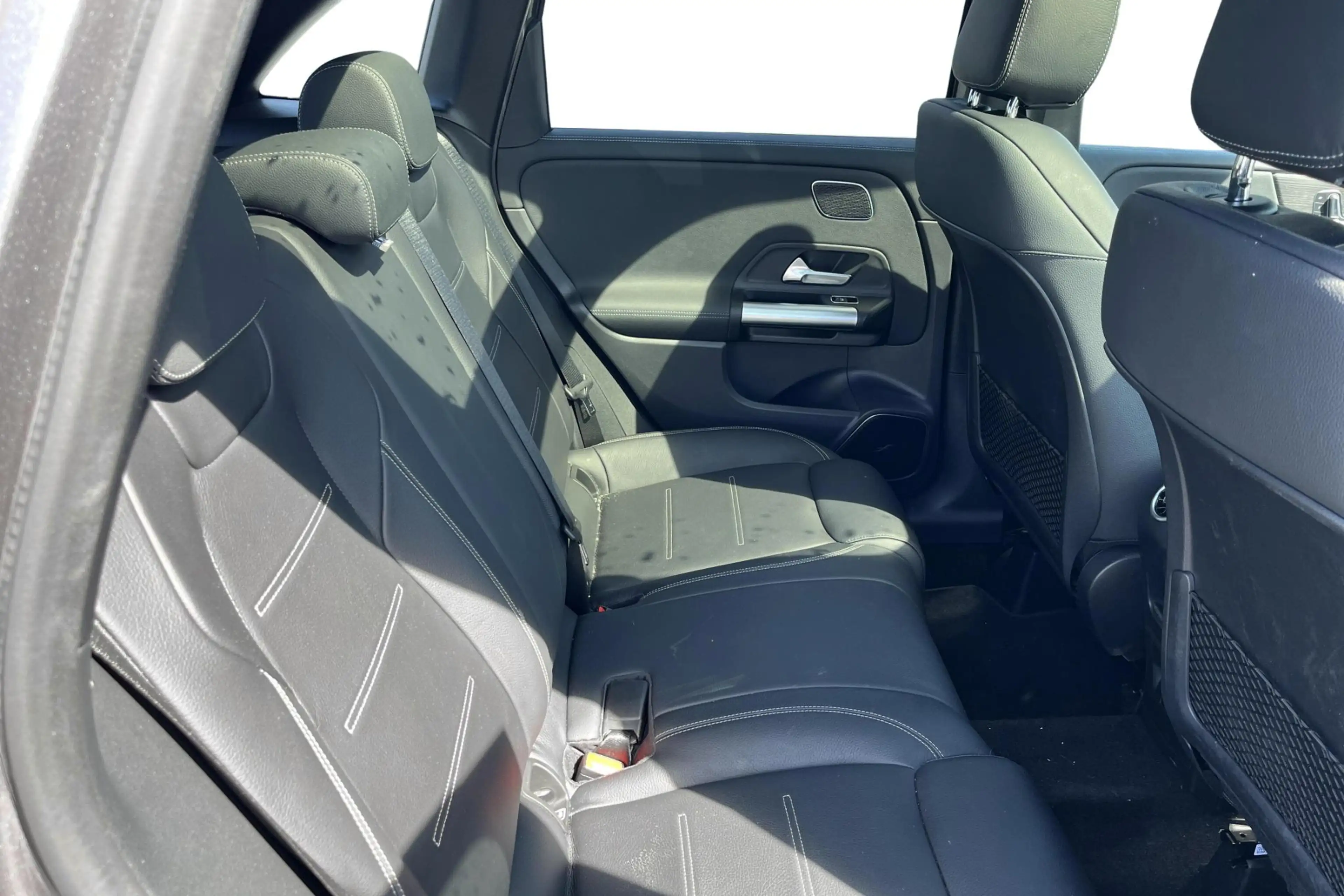 Mercedes-Benz B 200 B AMG Line — photo 7
