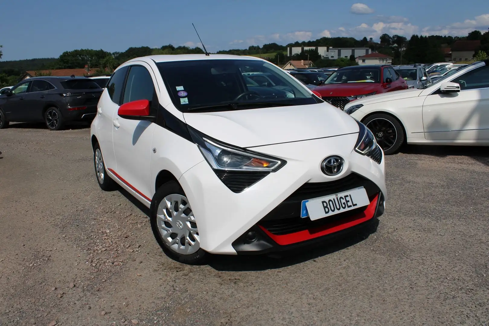 Toyota Aygo 1.0 VVT-I 72CH X-LOOK 5P MY21 Blanc - 1