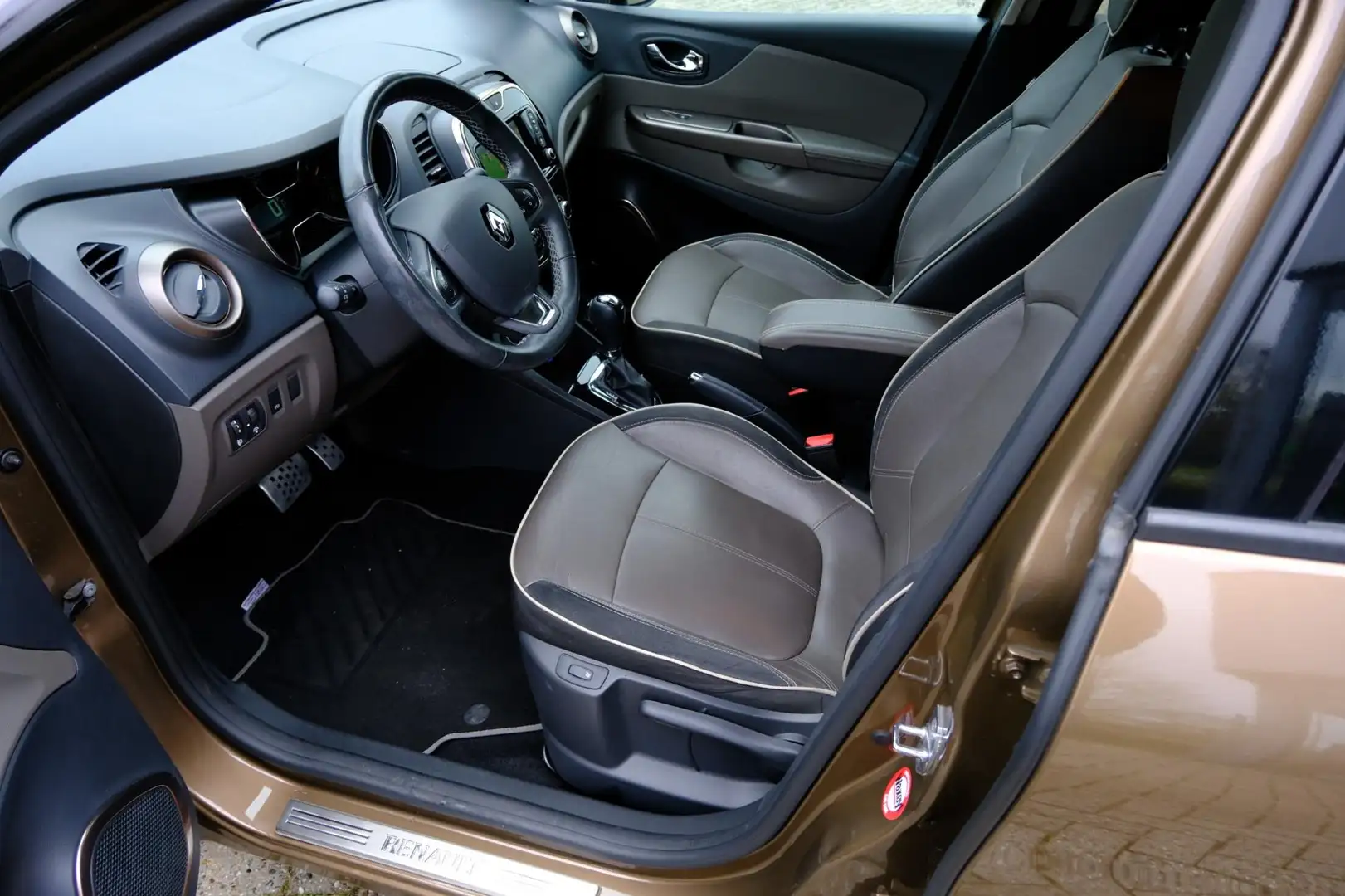 Renault Captur 1.2 TCe Barista Aut. Leder|1e Eig|Navi|Cam|Clima Brun - 2