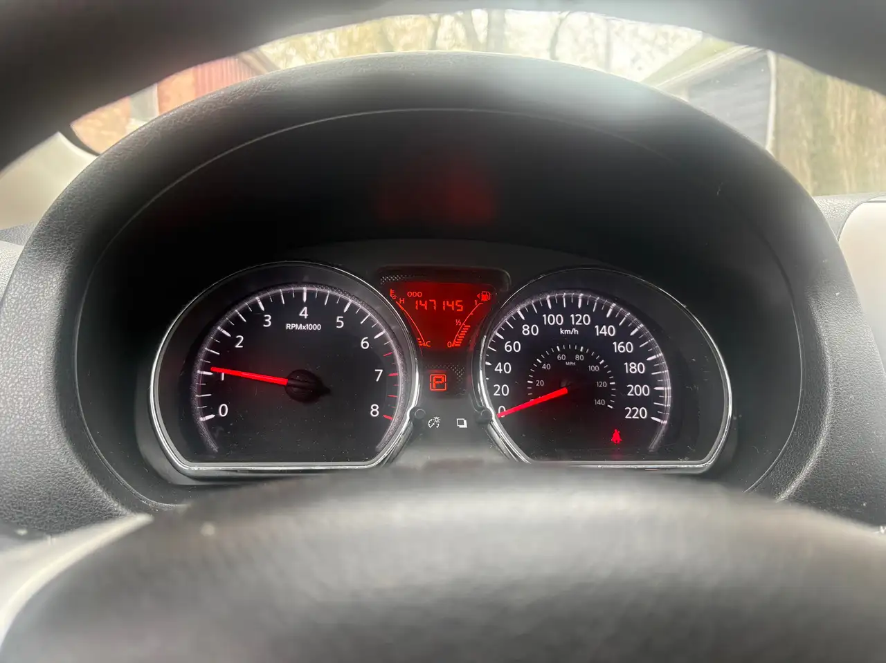 Nissan Note снимка Nissan Note