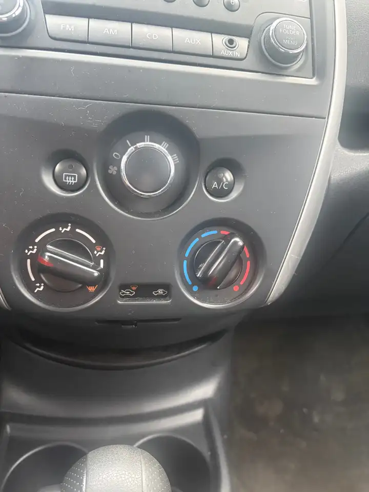 Nissan Note снимка Nissan Note