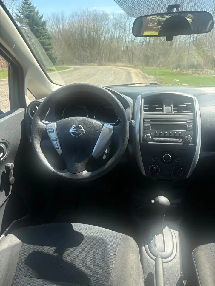 Nissan Note снимка Nissan Note