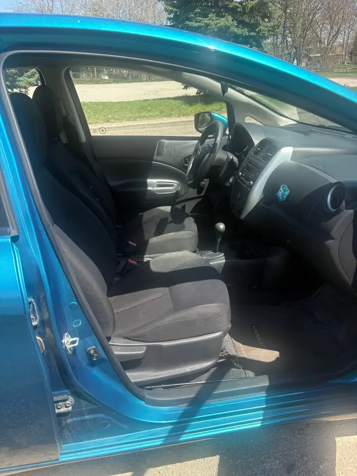 Nissan Note снимка Nissan Note