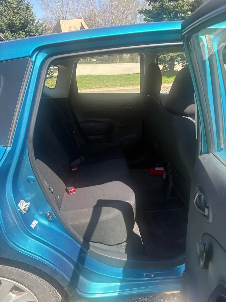 Nissan Note снимка Nissan Note