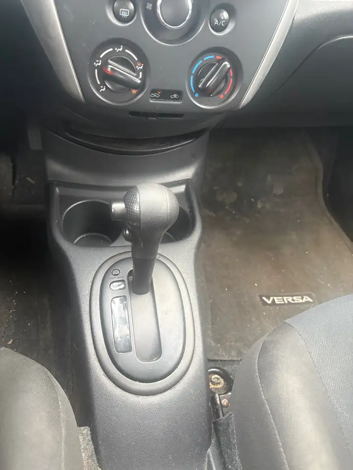 Nissan Note снимка Nissan Note