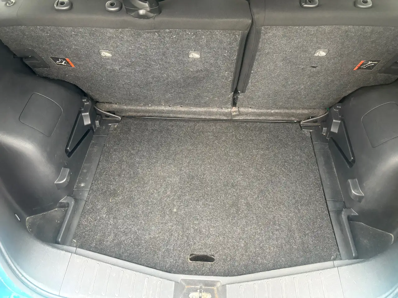 Nissan Note снимка Nissan Note