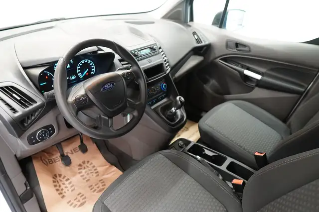 Ford Transit Connect view 13