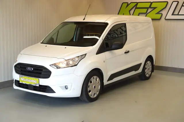 Ford Transit Connect view 11
