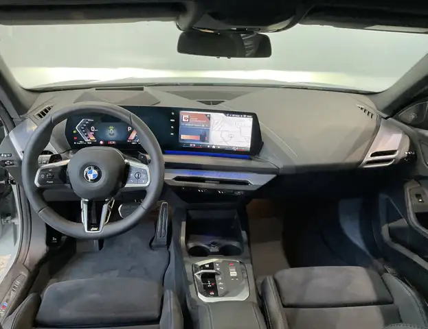 BMW 2 Series view 8