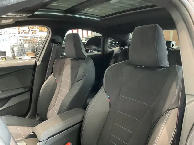 BMW 2 Series view 6