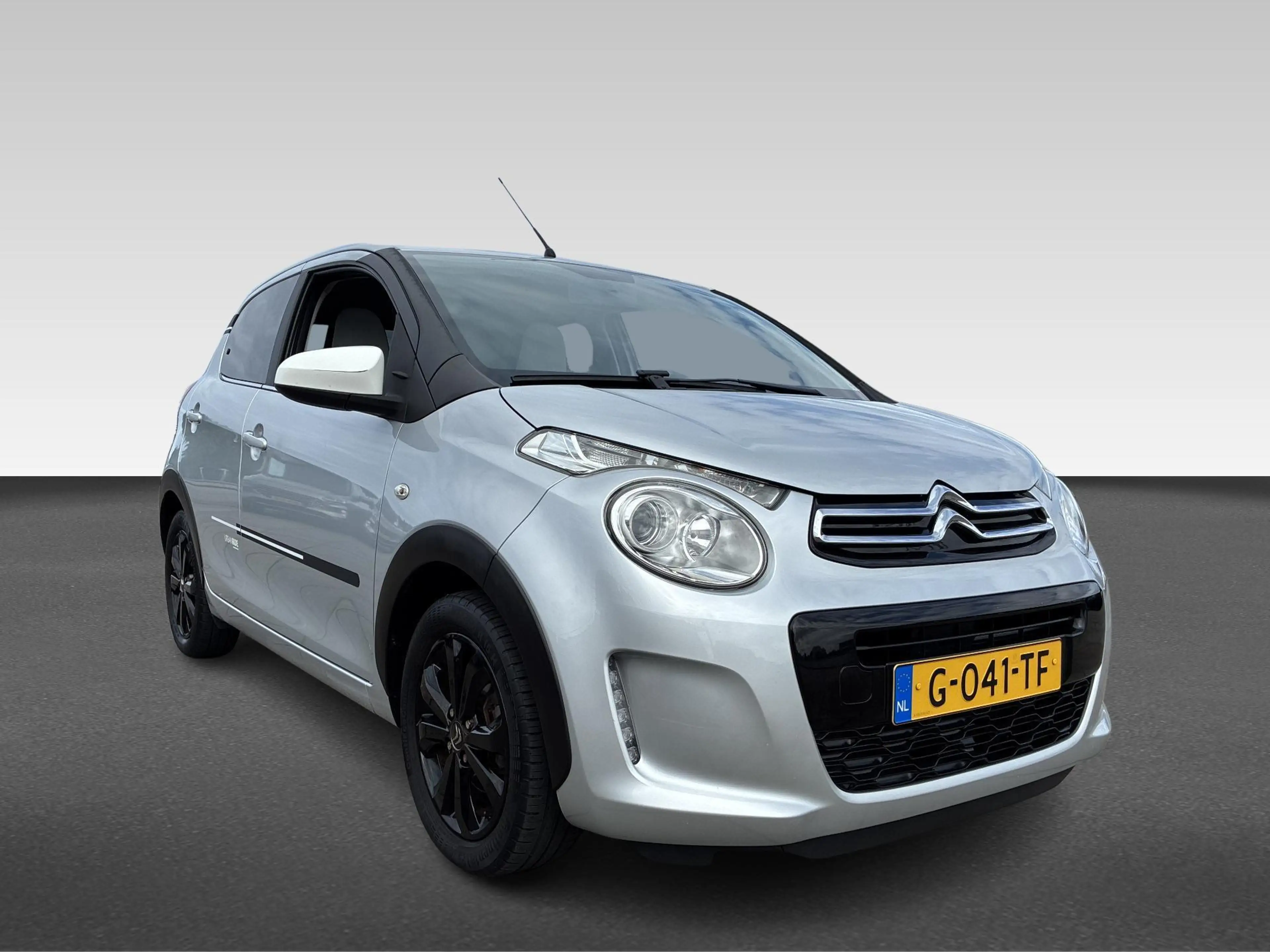 Citroen C1 1.0 VTi Urban Ride | Achteruitrijcamera | Apple Ca — photo 5