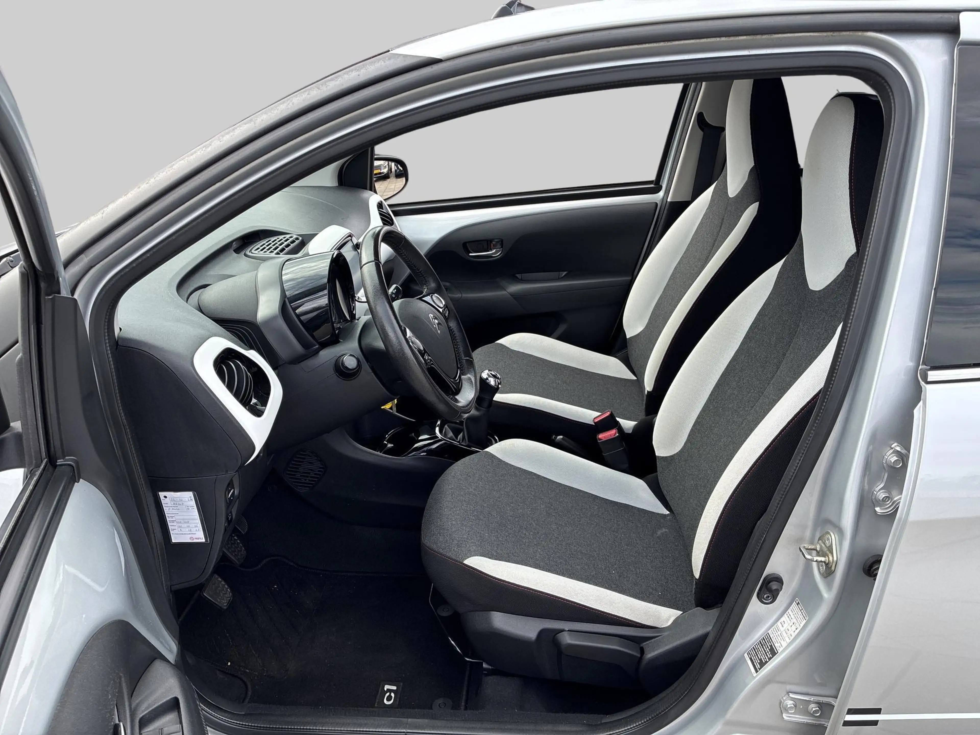 Citroen C1 1.0 VTi Urban Ride | Achteruitrijcamera | Apple Ca — photo 15