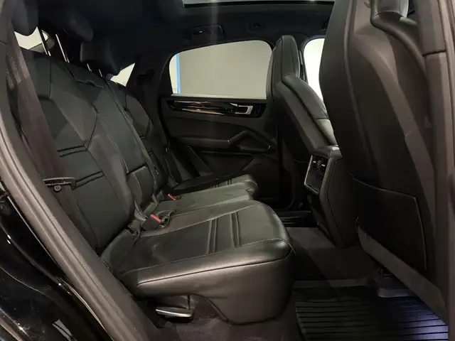 Porsche Cayenne Coupe E-Hybrid PHEV**ERST BESITZ** Ansicht 36