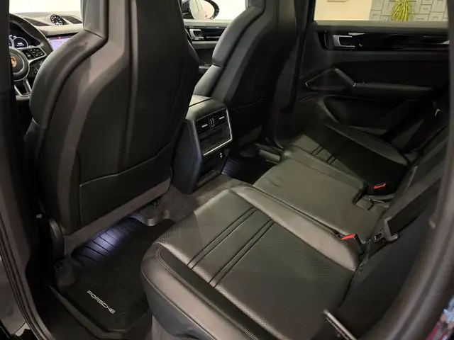 Porsche Cayenne Coupe E-Hybrid PHEV**ERST BESITZ** Ansicht 37