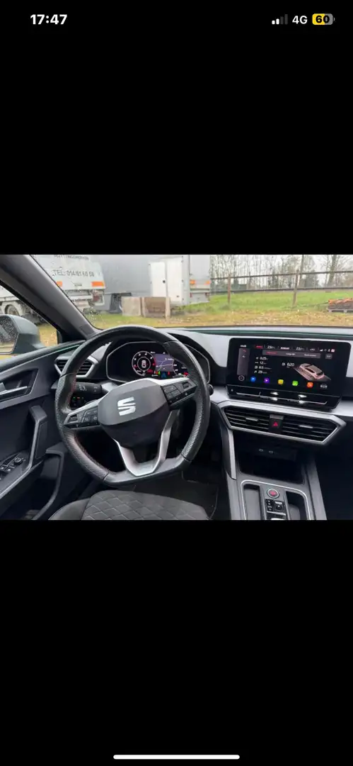 SEAT Leon 2.0 TDI DSG FR - 1