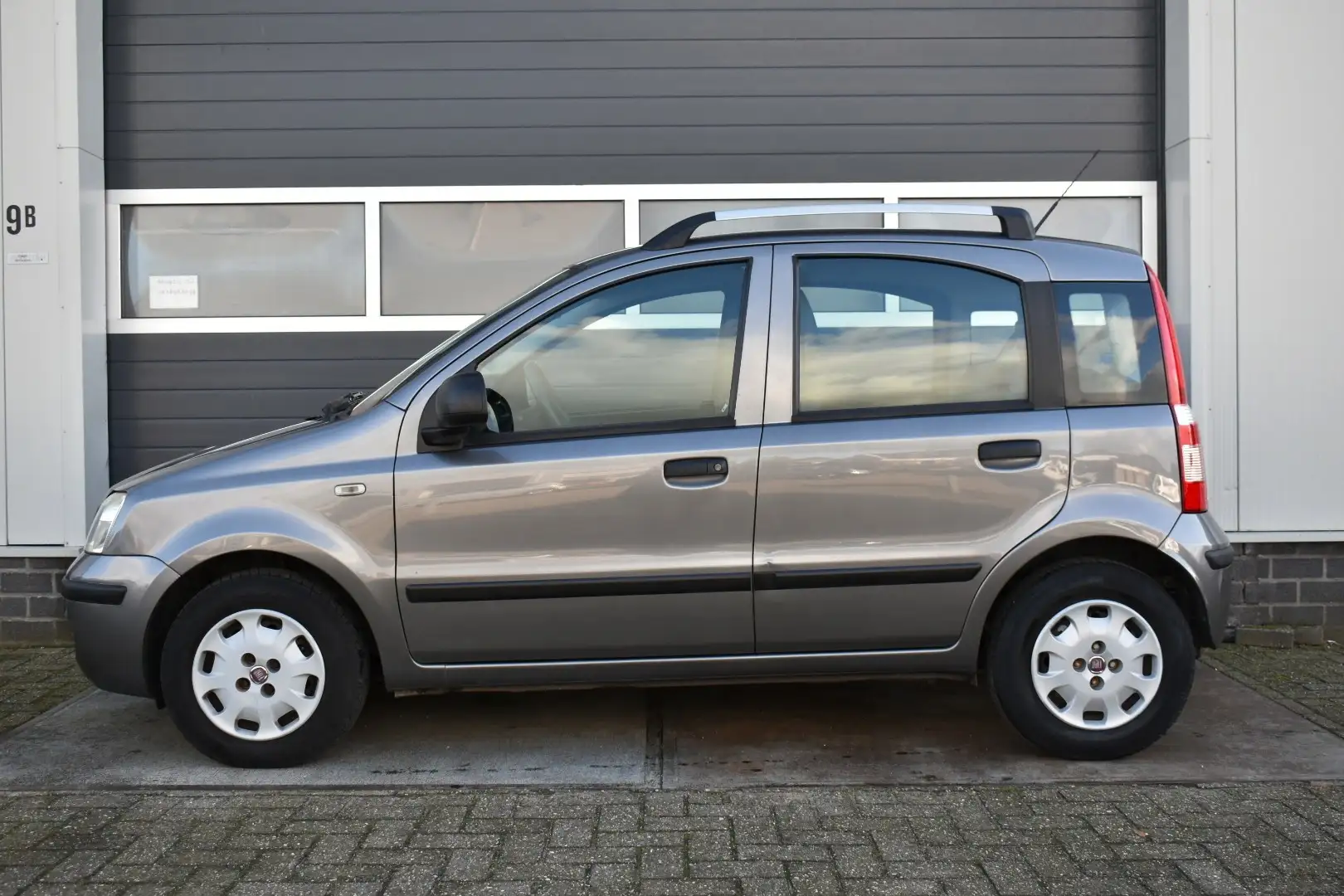Fiat Panda 1.2 Active airco Grijs - 2