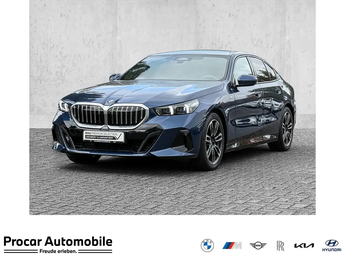 BMW 540 d xDrive M Sport Pano 4 Zonen H&K LivCocProf Adapt Blau - 1