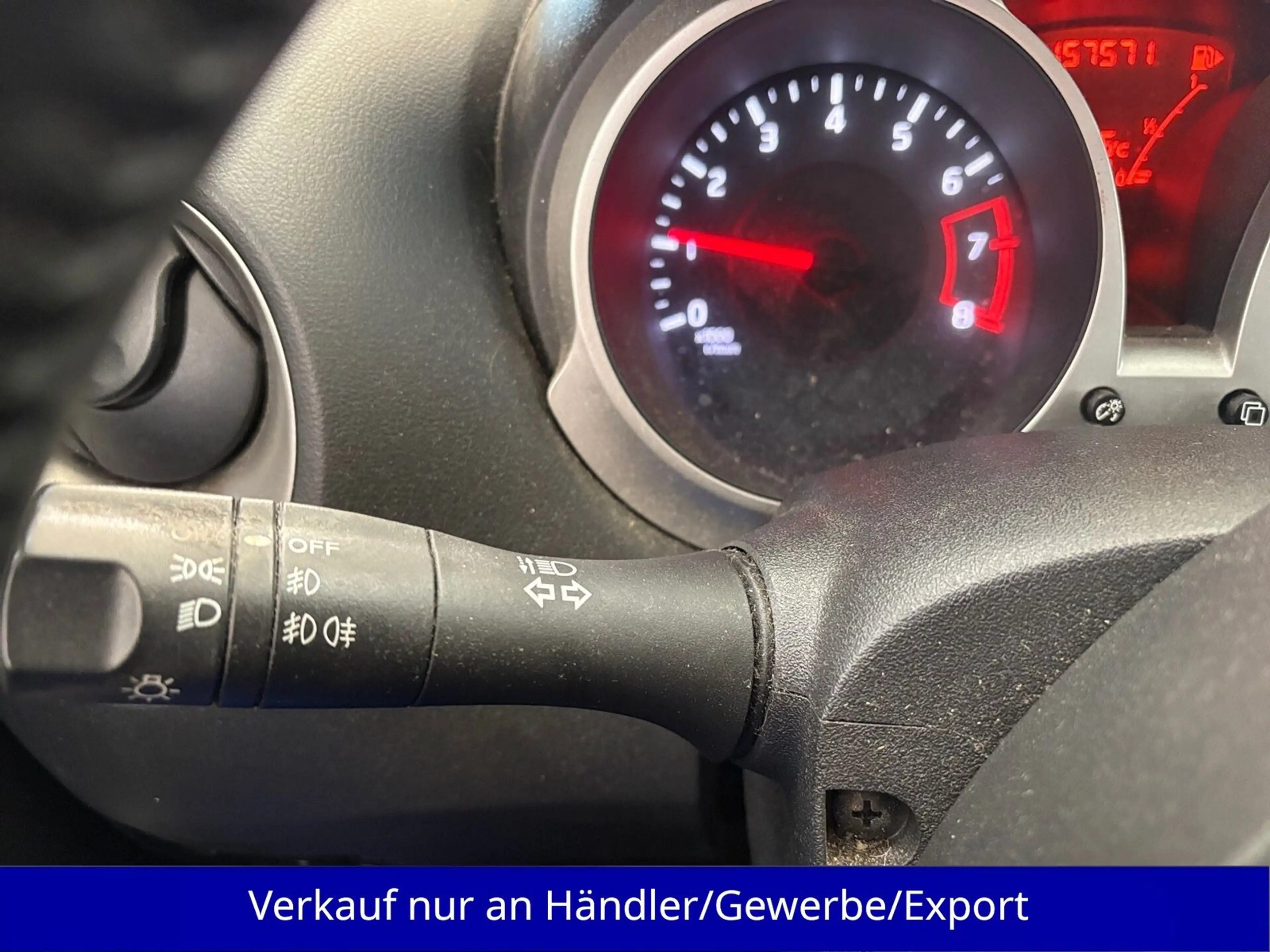 Nissan Juke 1.6i Automatik AAC SHZ Navigation — photo 15
