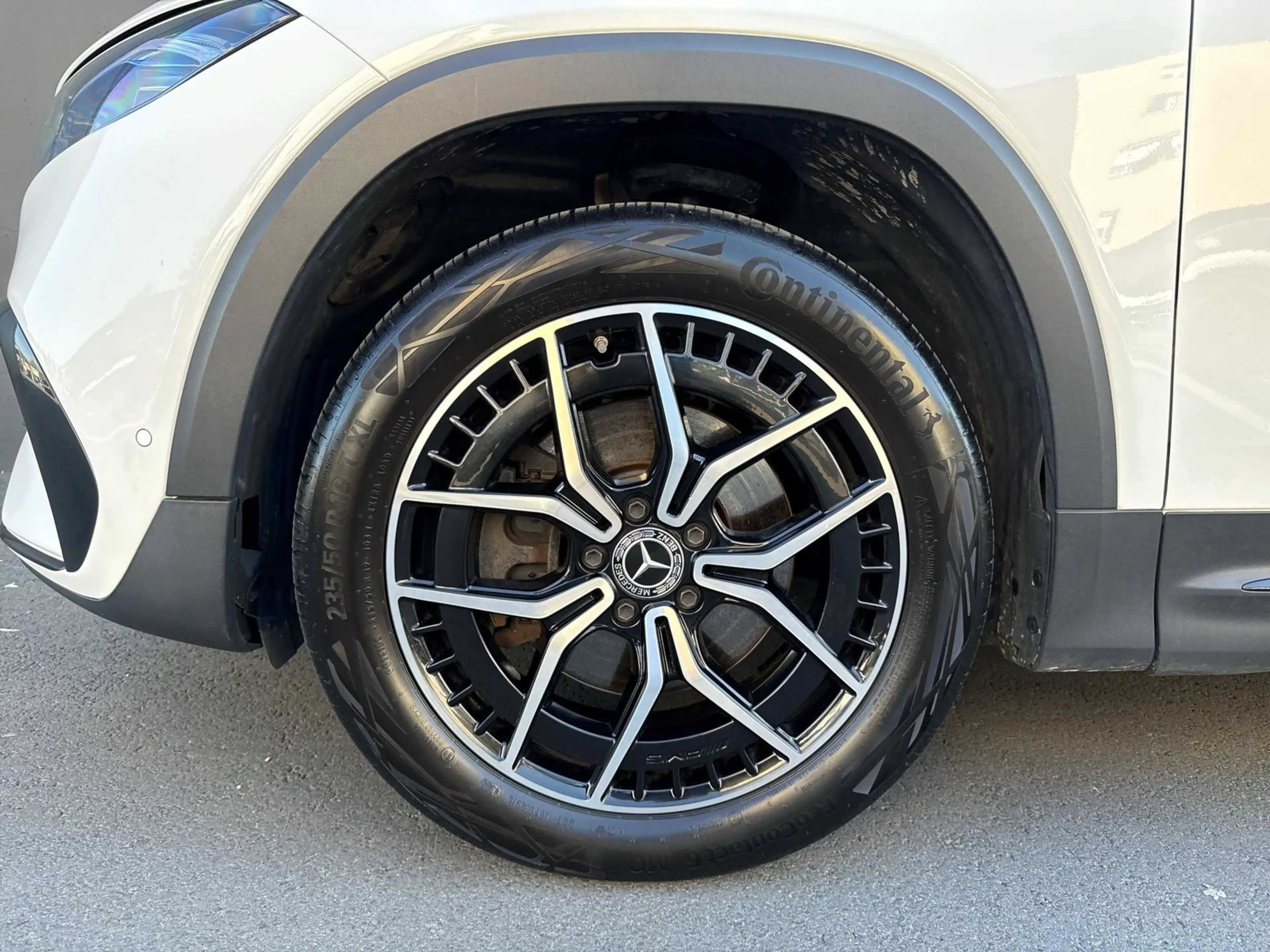 Mercedes-Benz EQB 300 4MATIC SHZ EASY-PACK — photo 13