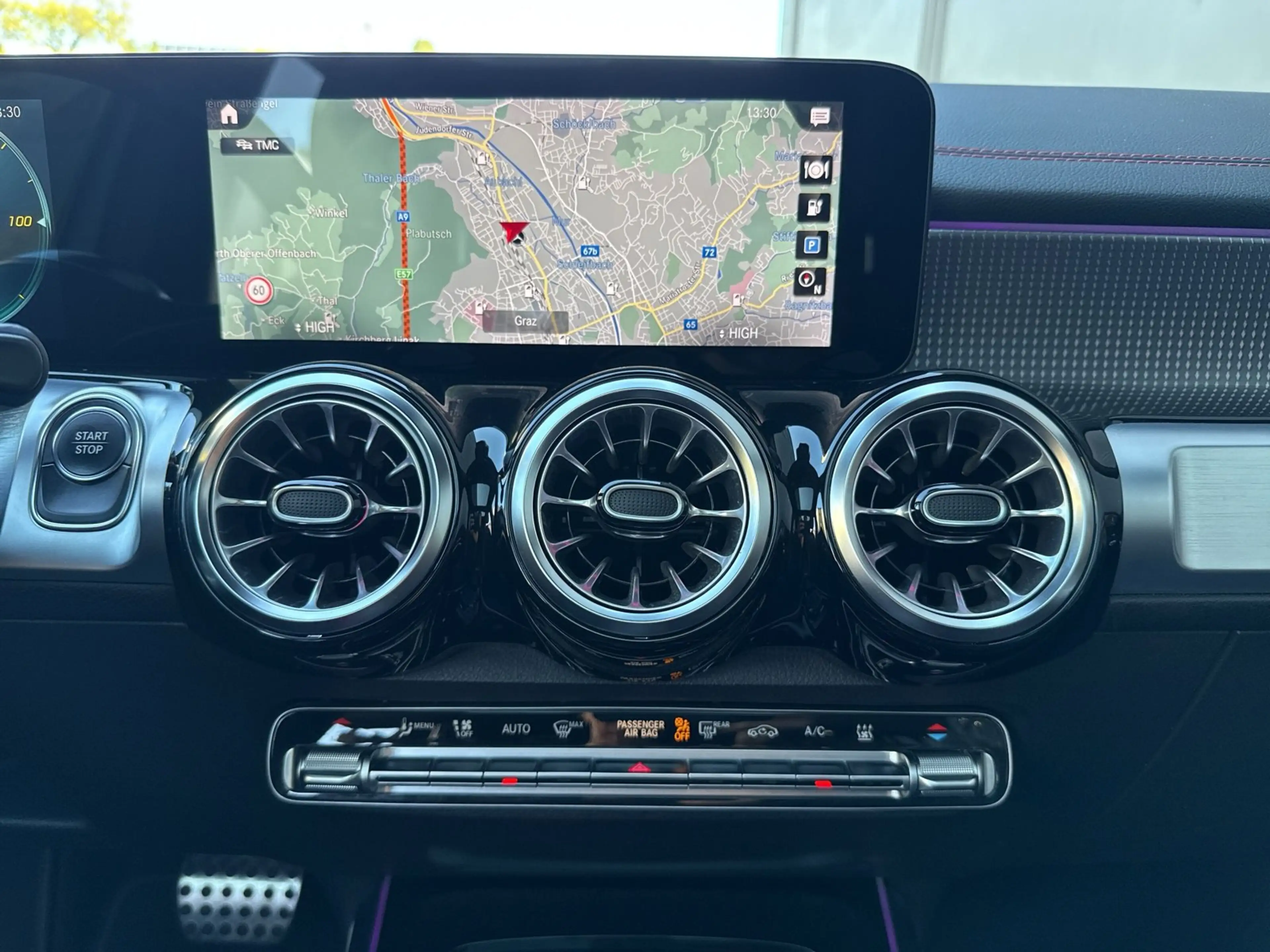 Mercedes-Benz EQB 300 4MATIC SHZ EASY-PACK — photo 10