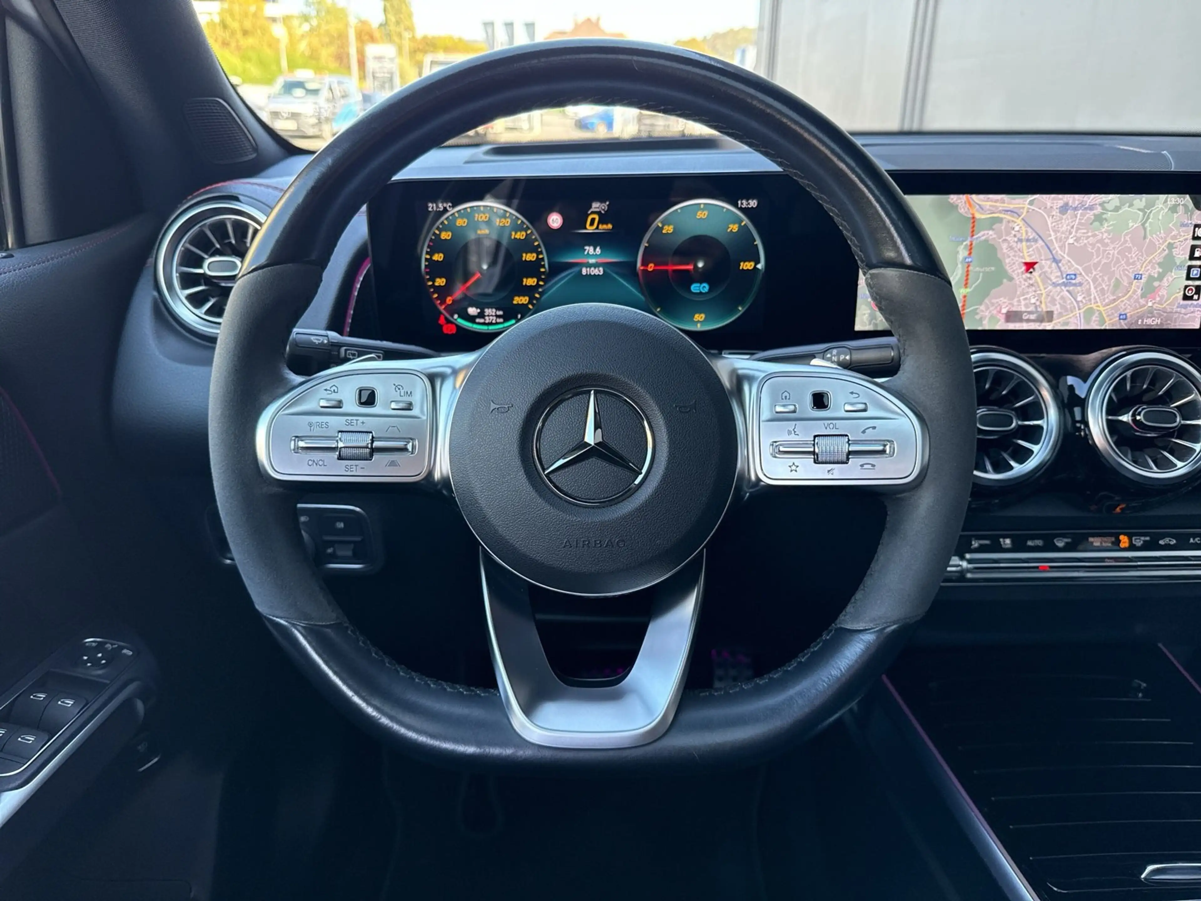Mercedes-Benz EQB 300 4MATIC SHZ EASY-PACK — photo 9