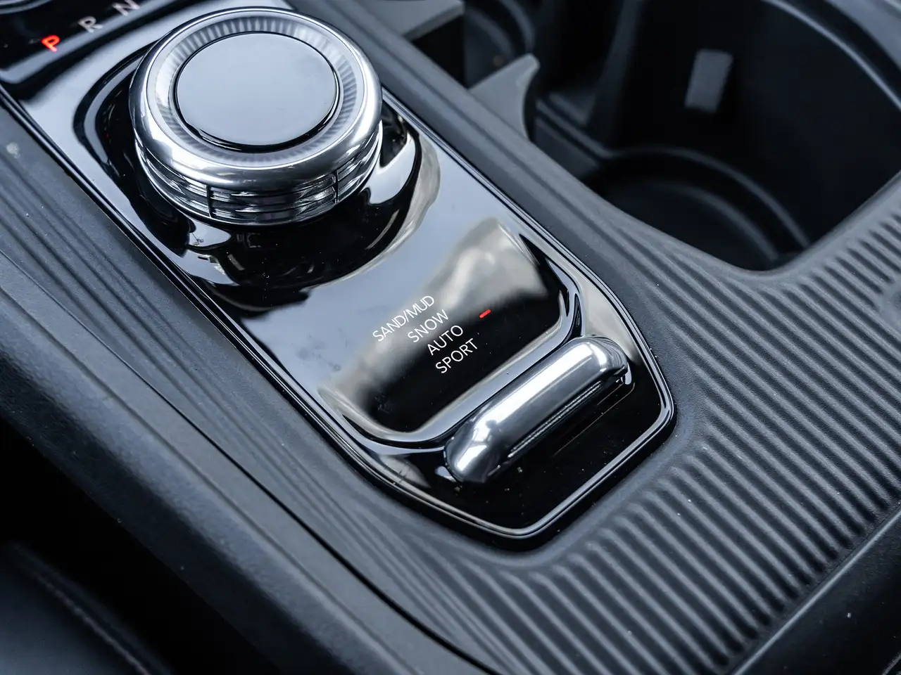 Jeep Cherokee снимка Jeep Cherokee
