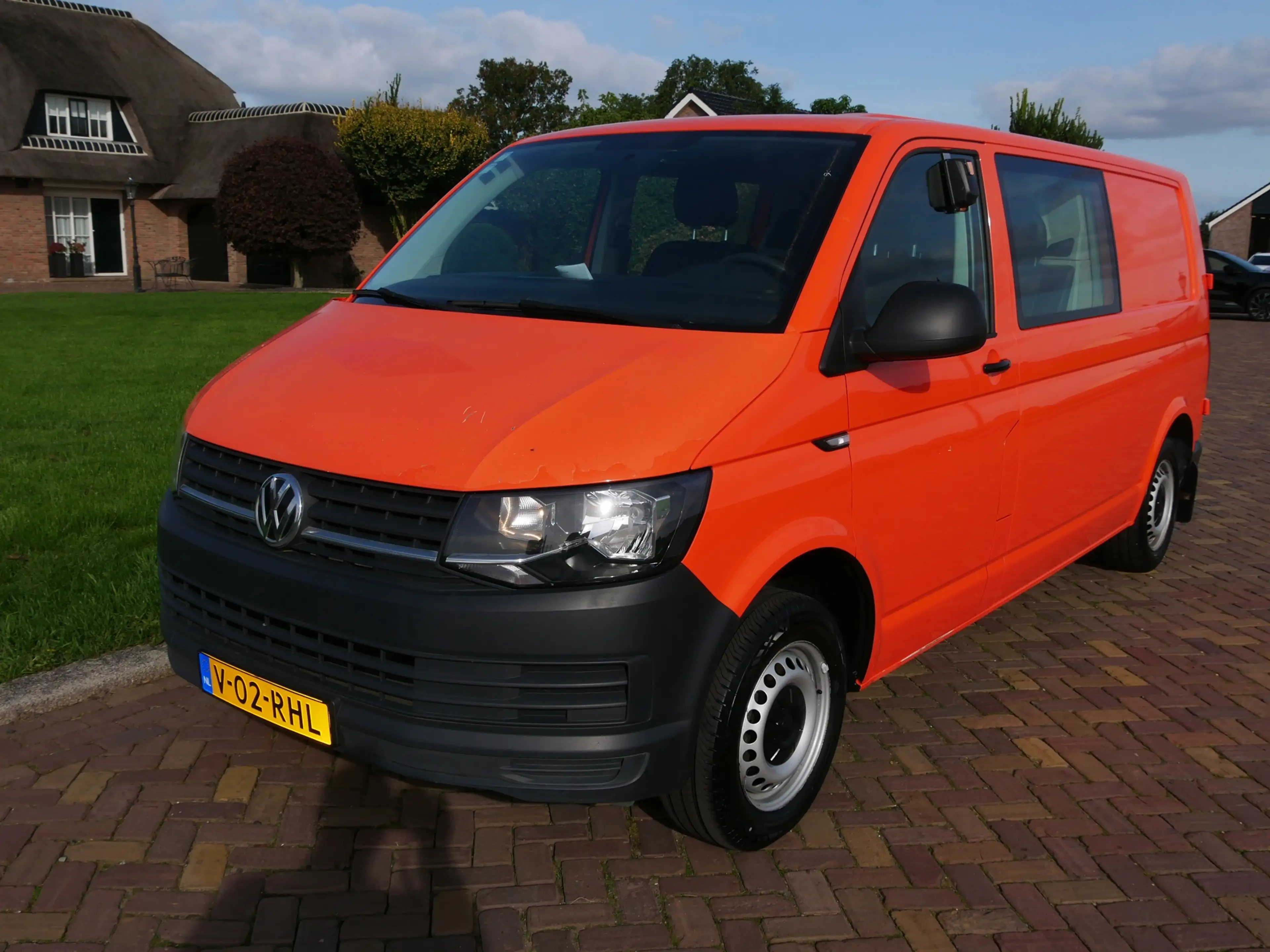 Volkswagen Transporter 2.0 TDI L2H1 DUBB CAB Plus | AC | 10999 EX BTW — photo 3