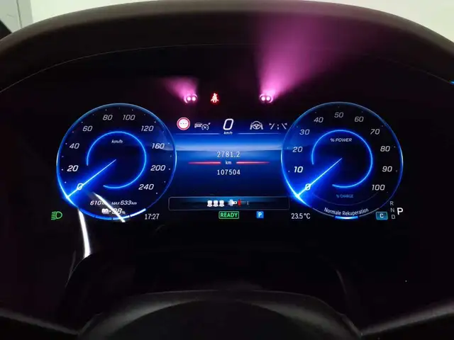 Mercedes-Benz EQS view 11