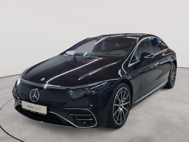 Mercedes-Benz EQS view 2