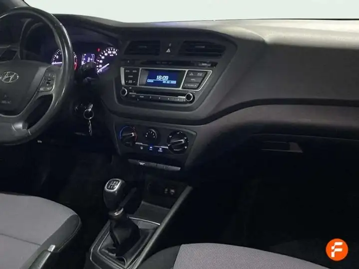Hyundai i20 2018, foto 27