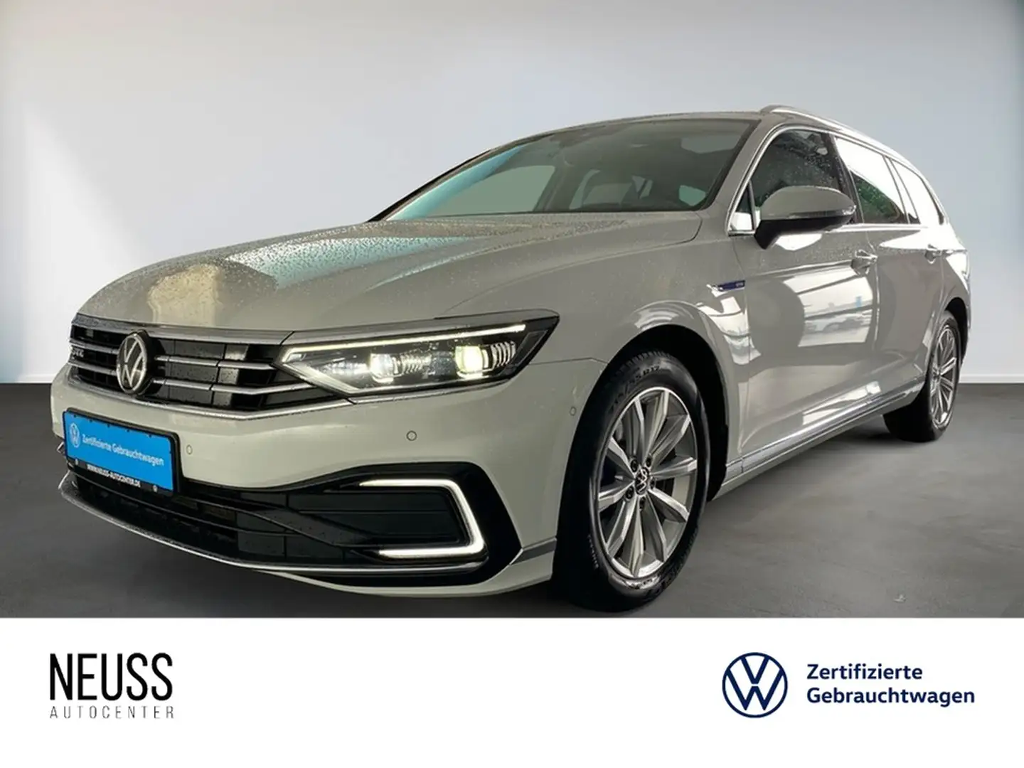 Volkswagen Passat Variant GTE 1.4 TSI DSG R-Line +PANO+NAVI Blanc - 1