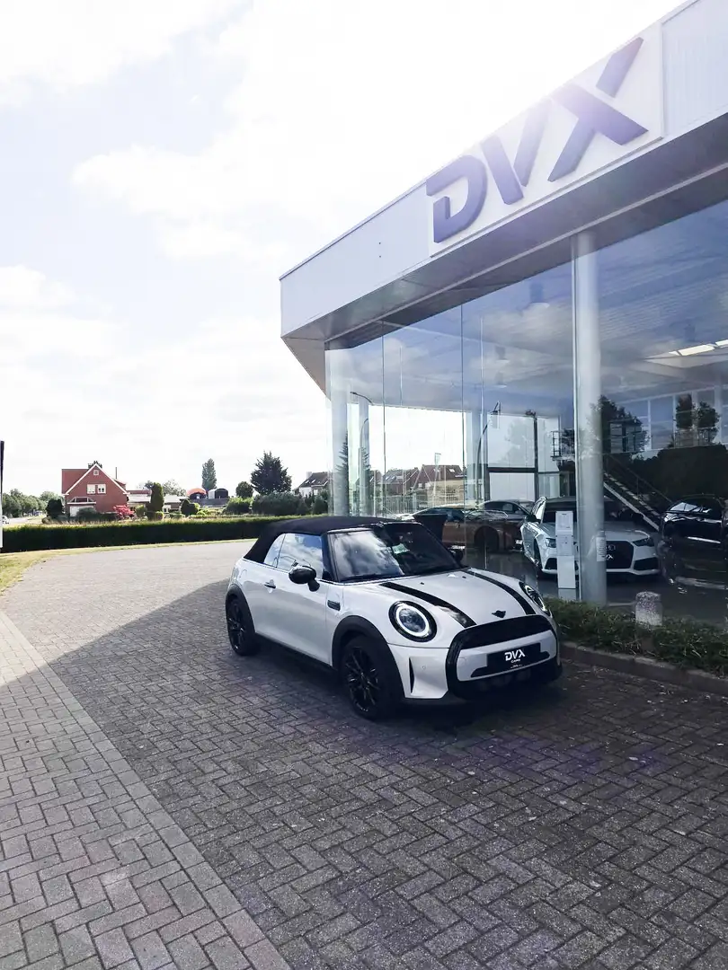 MINI Cooper Cabrio Classic Trim/Camera/Keyless/Blackpack/Garantie Argent - 2