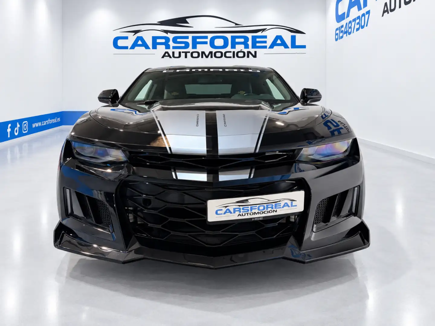 Chevrolet Camaro Aut. Negro - 2