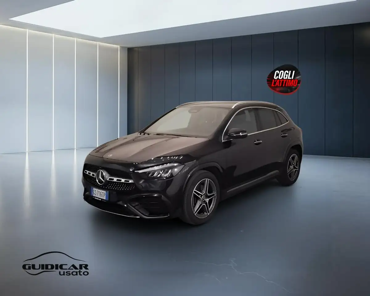 Mercedes-Benz GLA 200