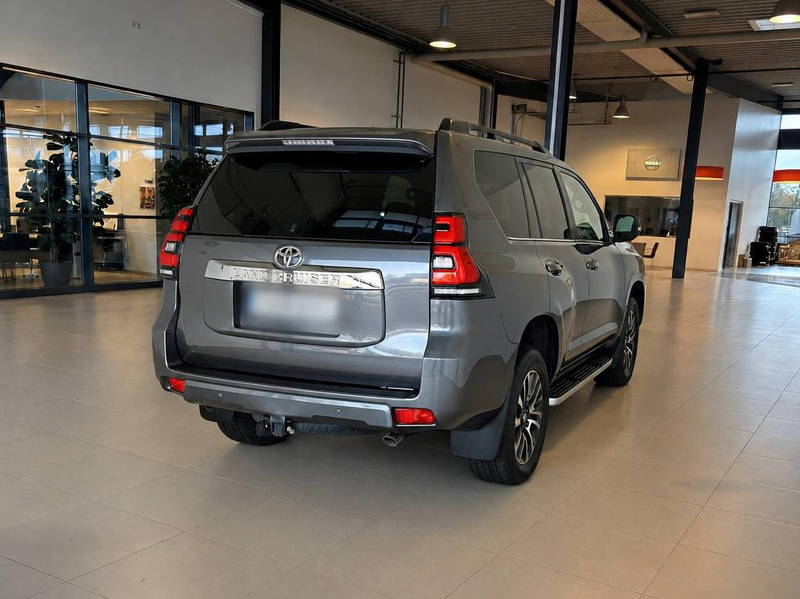 Toyota Land Cruiser Comfort — photo 3