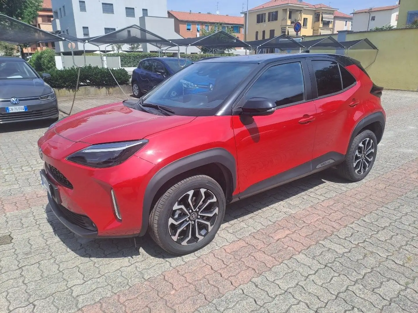 Toyota Yaris Cross 1.5 Hybrid 5p. E-CVT Trend Rosso - 1