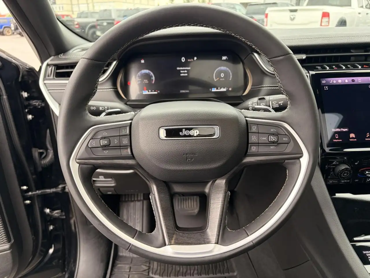 Jeep Grand Cherokee снимка Jeep Grand Cherokee