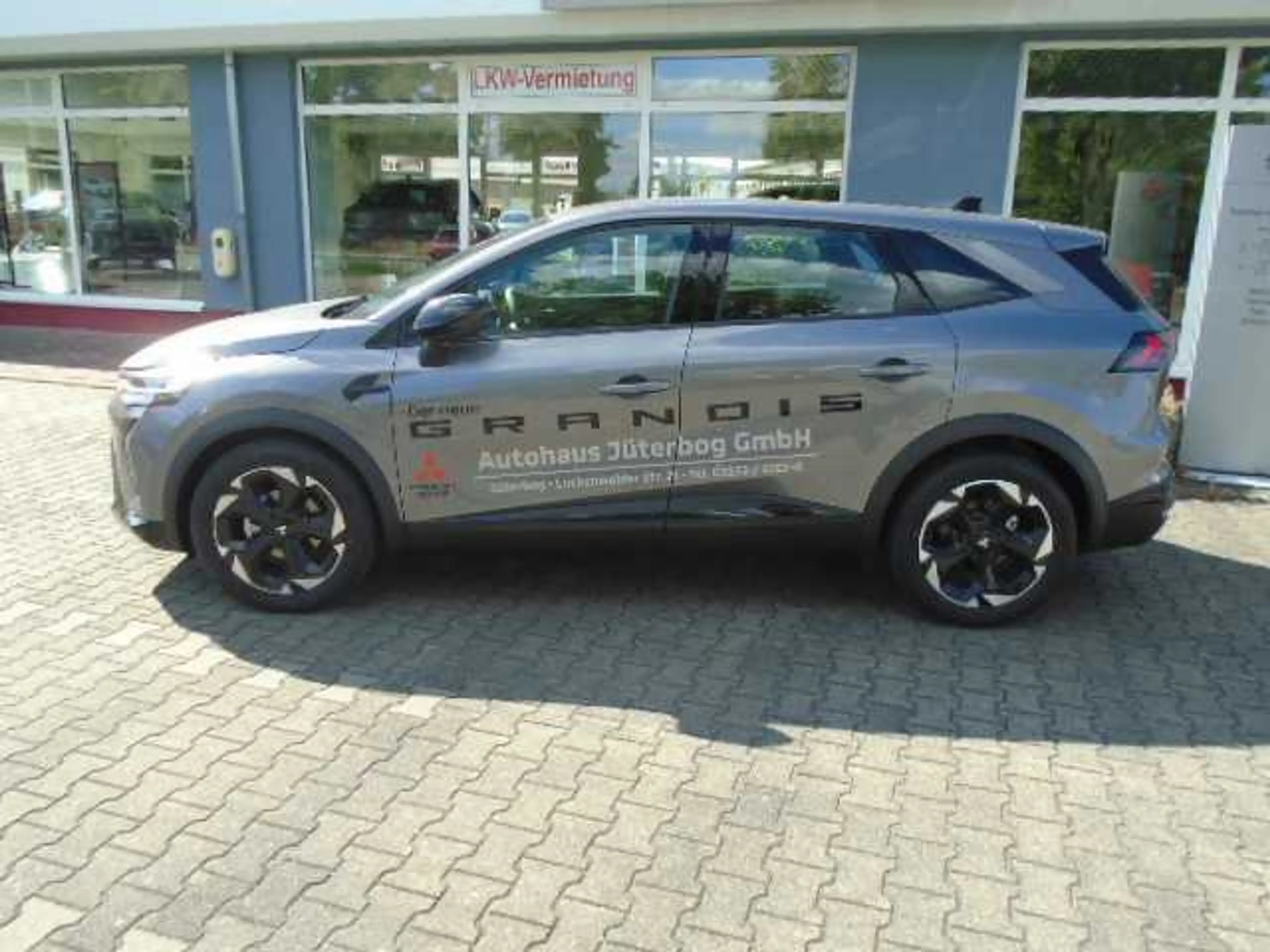 Mitsubishi Grandis Diamant PLUS 1.3 T-Benziner 7-DCT — photo 3