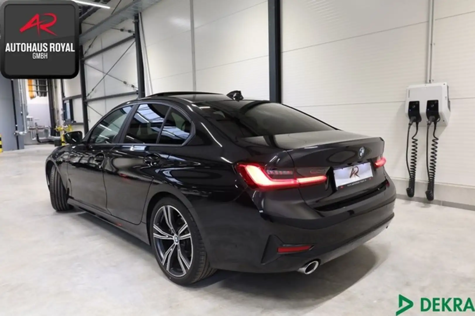BMW 320 d M SPORT 19Z LIVECOCKPIT,360GRAD,SPURHALTE Zwart - 2