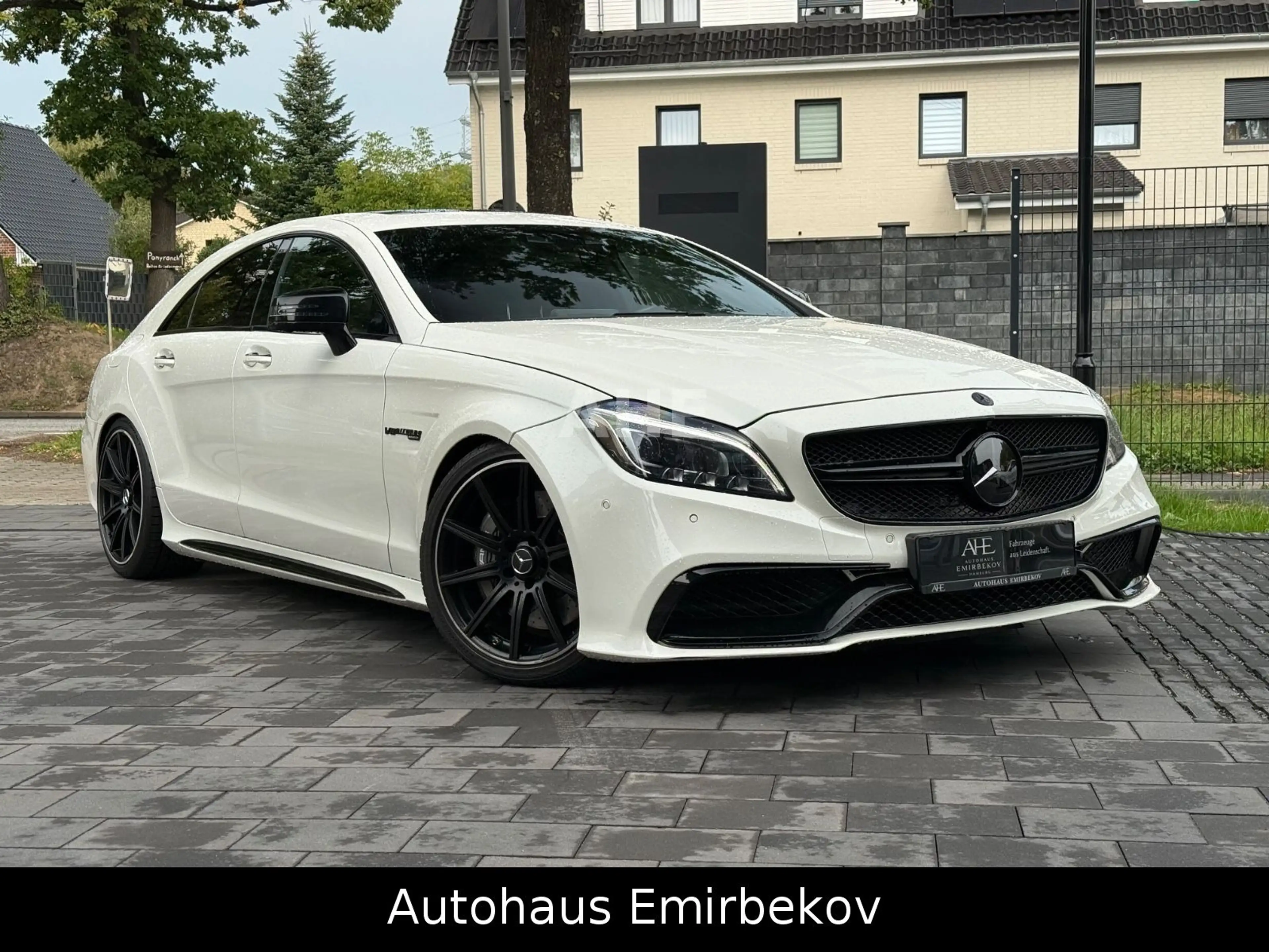 Mercedes-Benz CLS 63 AMG 4Matic 360°/H&K/Designo/Drivers-Pack! — photo 4