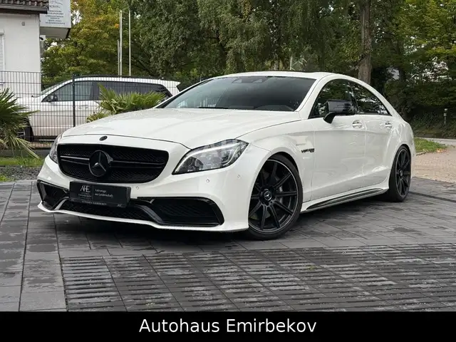 Mercedes-Benz CLS 63 AMG 4Matic 360°/H&K/Designo/Drivers-Pack!